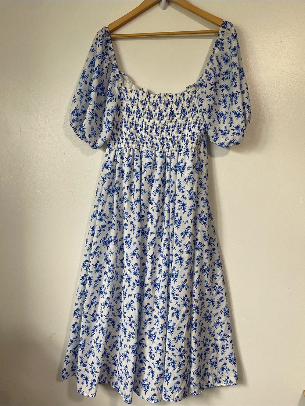 Baltic Born Gwen Smocked Midi Dress Blue Floral Midi puff sleeve XL - Picture 6 of 12